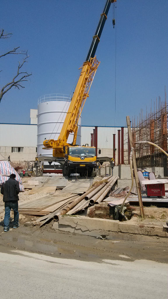 昆山吊车出租电话